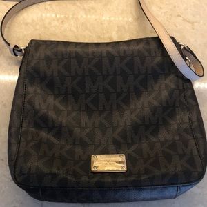 Michael Kors Crossbody